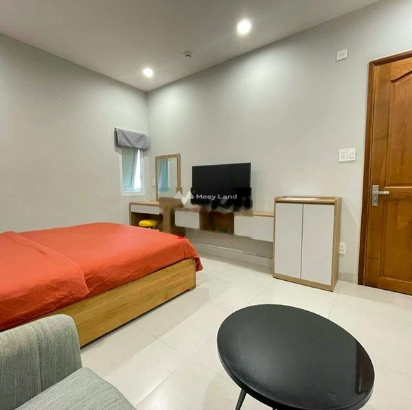 Trong căn hộ này gồm 1 PN, cho thuê căn hộ mặt tiền tọa lạc ngay trên Quận 3, Hồ Chí Minh, 1 WC dọn vào ở ngay-01