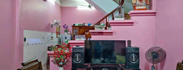 Vị trí thuận lợi nằm ở Yên Phúc, Văn Quán bán nhà bán ngay với giá hạt dẻ chỉ 7.2 tỷ trong nhà nhìn chung gồm 3 phòng ngủ 3 WC-03