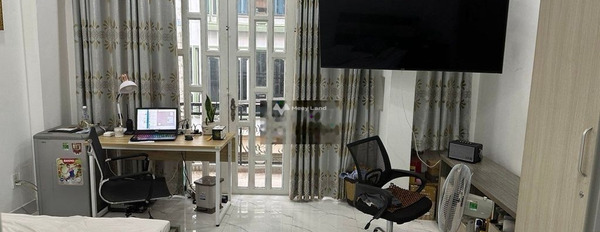 Vị trí thuận lợi ngay Phường 6, Hồ Chí Minh cho thuê nhà giá thuê mềm 28 triệu/tháng, trong nhà tổng quan gồm có 4 phòng ngủ-03