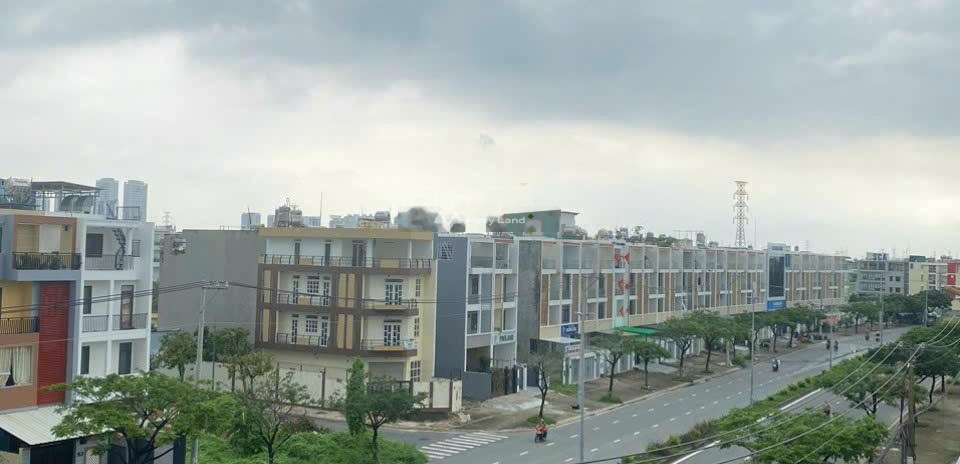 Cho thuê nhà có diện tích chuẩn 100m2 vị trí mặt tiền nằm trên Bình Hưng, Bình Chánh giá thuê khởi điểm 23 triệu/tháng