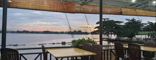 Cho thuê mặt bằng sẵn hiện trạng quán ăn view Sông tại trung tâm Biên -03