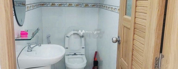 Giá 3.5 tỷ bán nhà diện tích gồm 41m2 vị trí đặt tọa lạc ngay ở Hiệp Bình, Thủ Đức tổng quan căn này gồm 2 phòng ngủ, 2 WC vị trí siêu đẹp-03