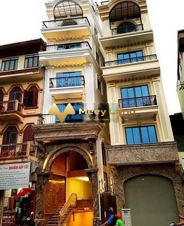Cho thuê nhà vị trí thuận lợi tọa lạc trên Phường Khương Trung, Hà Nội, giá 60 triệu/tháng, diện tích 700m2