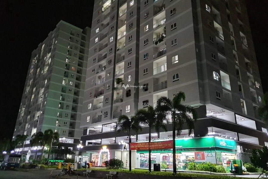 Cho thuê chung cư tọa lạc ngay Nguyễn Lương Bằng, Hồ Chí Minh, căn hộ này có tổng 2 PN, 2 WC nội thất hiện đại-01