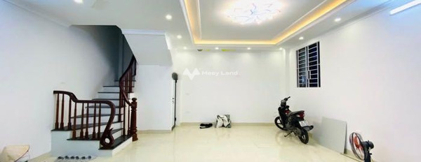 Căn nhà bao gồm 4 phòng ngủ bán nhà bán ngay với giá khủng chỉ 7.9 tỷ diện tích rộng 40m2 mặt tiền nằm tại Nguyễn Trãi, Hà Nội-02
