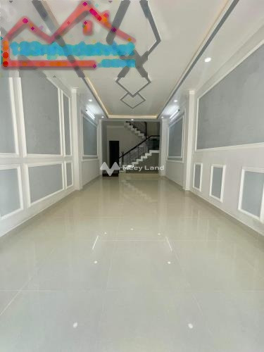 Nhà có 4 phòng ngủ bán nhà ở có diện tích gồm 85m2 mặt tiền tọa lạc ngay trên Đường C1, Biên Hòa, ngõ lưu thông rộng 1 m-01