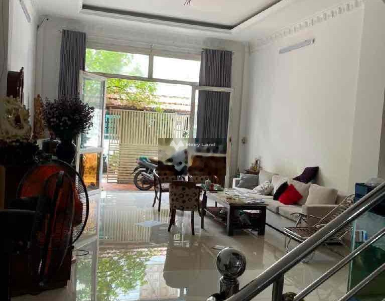 Nhà gồm 3 phòng ngủ bán nhà bán ngay với giá sang tên chỉ 4.75 tỷ diện tích chuẩn 85m2 vị trí đẹp tọa lạc trên Nhà Bè, Hồ Chí Minh-01
