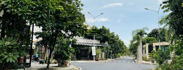 Nhà 4 phòng ngủ bán nhà giá bán cực sốc 13.8 tỷ có diện tích chung 100m2 vị trí đặt tọa lạc ở Quận 2, Hồ Chí Minh-03