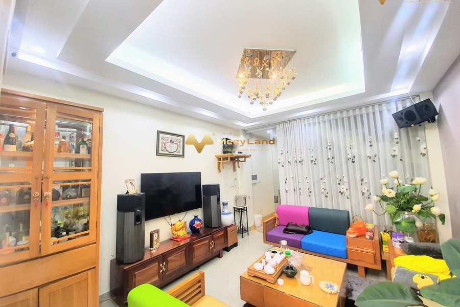 Bán liền kề vị trí thuận lợi tọa lạc ở Phường Yên Sở, Hà Nội bán ngay với giá bất ngờ chỉ 9.5 tỷ diện tích chuẩn là 70 m2, nhà này gồm 4 phòng ngủ-01