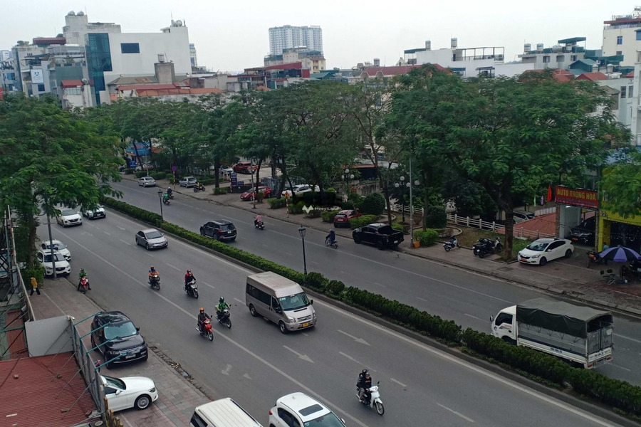 Vị trí mặt tiền tọa lạc ở Long Biên, Hà Nội, cho thuê nhà, thuê ngay với giá đề xuất từ 38 triệu/tháng với diện tích 1008m2 không lo ngập nước-01