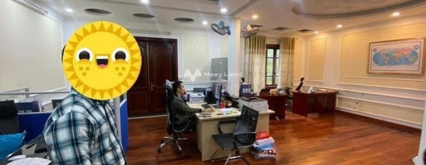 46.8 tỷ, bán biệt thự diện tích khoảng 200m2 mặt tiền nằm ngay Trần Thái Tông, Dịch Vọng, nhà có tổng 7 PN, với ngõ trước nhà 10 mét tin chính chủ-02