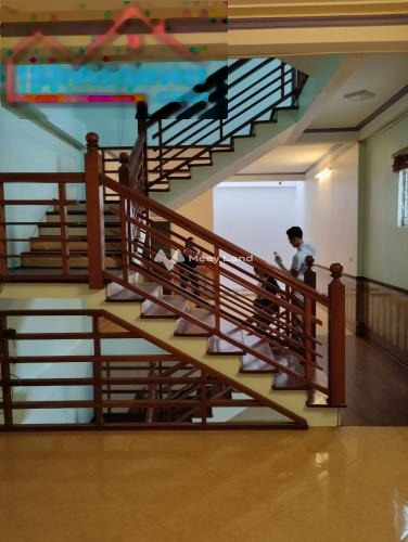 DT 100m2 bán nhà ở vị trí đẹp nằm trên Nguyễn Văn Cừ, Phù Khê nhà này có tổng 6 PN với chiều ngang lộ 15 m hỗ trợ mọi thủ tục miễn phí, giá mùa dịch-01