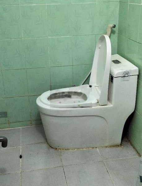 Nhà 1 trệt 1 lầu 1pn 1 WC. Hẻm xe hơi 1 xẹc -01