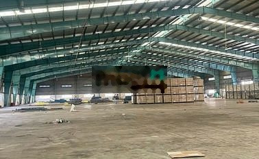 Cho thuê Kho - Xưởng đg Lê Văn Việt. p Hiệp Phú. DT: 1000m2. Đủ PCCC -03