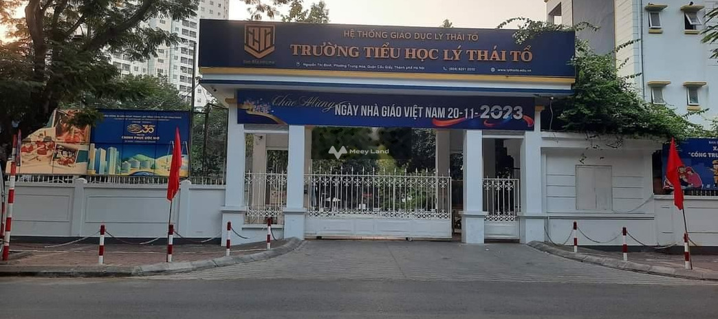 Bán nhà vị trí tại Trung Hòa, Hà Nội bán ngay với giá thỏa thuận 7.1 tỷ diện tích rộng 50m2 tổng quan nhà này có 1 PN