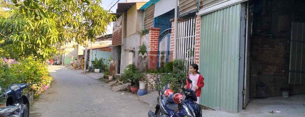 Có diện tích chung là 120m2, cho thuê nhà ở vị trí đặt tọa lạc ngay trên Bình Tân, Hồ Chí Minh, trong nhà có tổng 1 phòng ngủ, 1 WC liên hệ liền-02