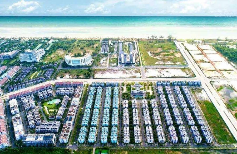 Bán biệt thự diện tích khoảng là 330m2 vị trí đẹp ở Bãi Trường, Dương Tơ bán ngay với giá phải chăng từ 12.5 tỷ, trong nhà có 10 phòng ngủ-01