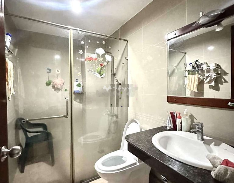 Bán nhà vị trí đẹp ngay trên Nguyễn Thượng Hiền, Bình Thạnh bán ngay với giá đặc biệt từ 4.35 tỷ có diện tích chung 50m2 trong căn này gồm 4 phòng ngủ-01