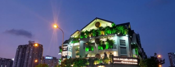Giá mua liền chỉ 34 tỷ cần bán khách sạn diện tích chuẩn là 115 m2 mặt tiền tọa lạc ngay ở Nguyễn Chánh, Cầu Giấy, tổng quan gồm 4 phòng ngủ chính chủ...-02