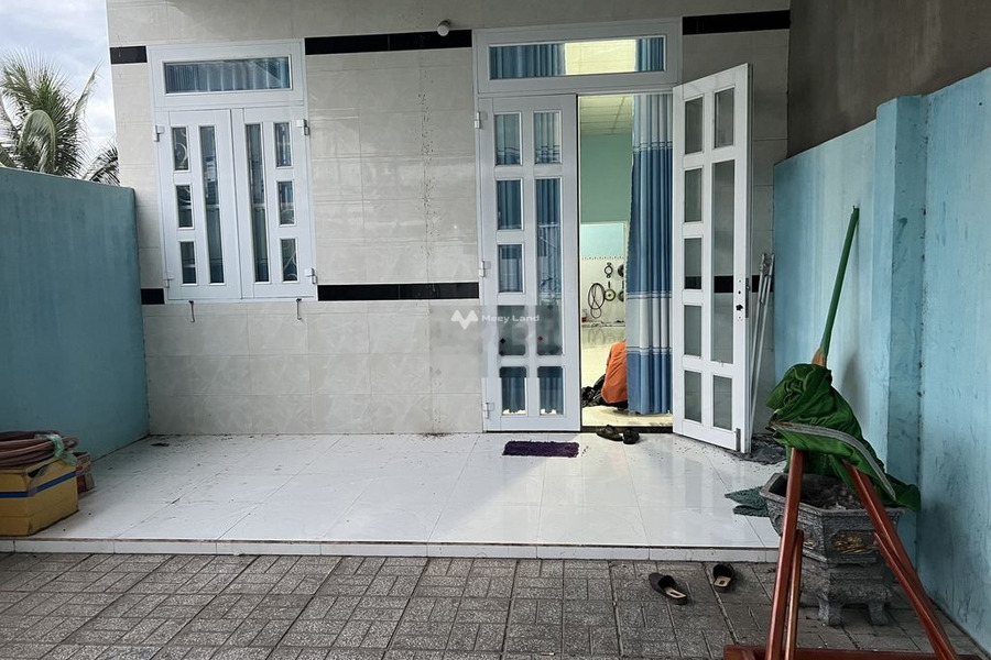 Nhà có 1 phòng ngủ bán nhà bán ngay với giá cực sốc chỉ 2 tỷ diện tích chuẩn 1173m2 vị trí đặt ngay ở Phú Tài, Phan Thiết-01