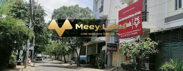 Bán nhà vị trí nằm ngay ở Đường 14A, Quận 7 giá bán chốt nhanh từ 12.8 tỷ có diện tích chung 96m2, hướng Nam tổng quan căn này có 1 PN-03