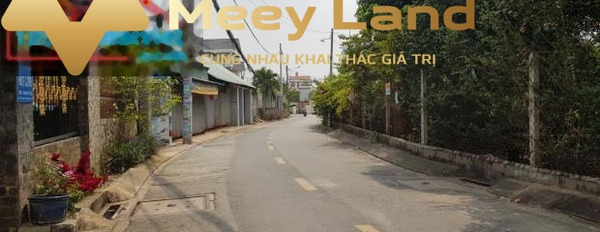 Giá bán đặc biệt 9.7 tỷ, Bán đất có dt thực là 405 m2 vị trí đặt tọa lạc ngay trên Huyện Hóc Môn, Hồ Chí Minh, đường nhựa ngang 10 m liên hệ liền-02