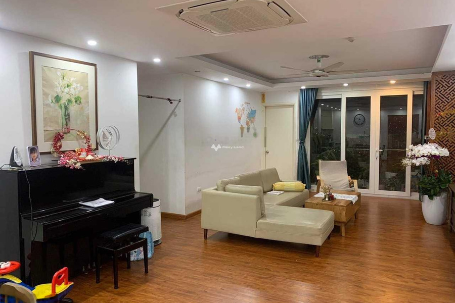 Cho thuê chung cư vị trí mặt tiền tọa lạc gần Nguyễn Chánh, Cầu Giấy, trong căn hộ tổng quan gồm có 3 phòng ngủ, 2 WC hỗ trợ pháp lý-01