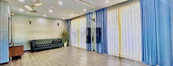 Cho thuê nhà mặt tiền tân phú 400m2 sàn nhà đẹp mới 30tr 4 Tầng . -02