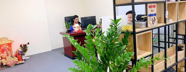 Vị trí cực kì thuận lợi ngay tại Nguyễn Ngọc Vũ, Hà Nội cho thuê sàn văn phòng diện tích như sau 40m2-02