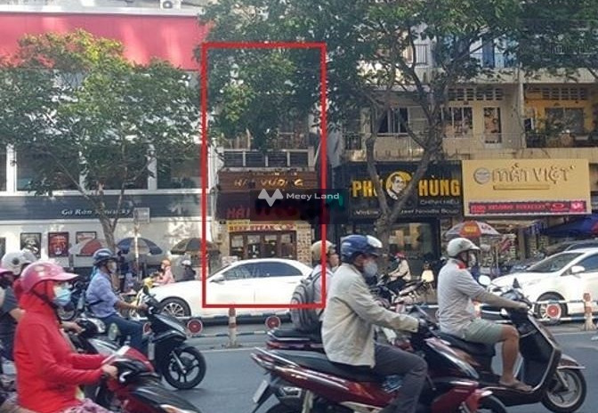 Có diện tích là 118m2, cho thuê nhà ở ở Bến Thành, Quận 1, căn này gồm có 2 phòng ngủ, 2 WC gặp để trao đổi