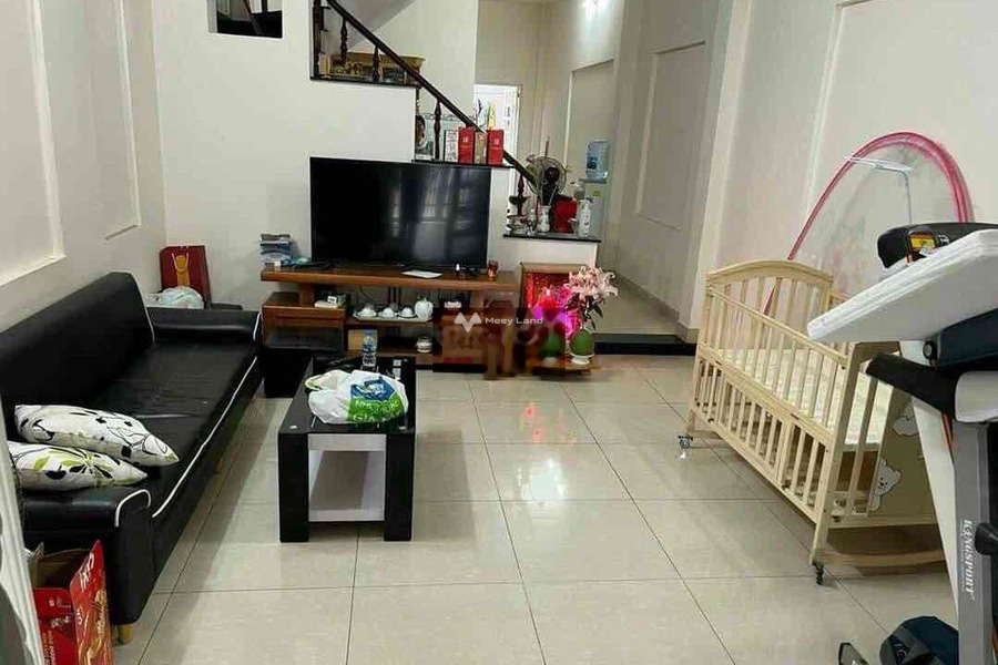 Diện tích 61m2 bán nhà vị trí mặt tiền ngay Thạnh Xuân, Quận 12 hướng Tây Nam căn nhà gồm có tất cả 2 phòng ngủ 2 WC cám ơn quý khách đã đọc tin-01