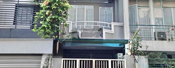 Nhà gồm 3 phòng ngủ, cho thuê nhà, thuê ngay với giá khởi đầu từ 20 triệu/tháng diện tích chuẩn 160m2 mặt tiền nằm ngay Tân Bình, Hồ Chí Minh-03