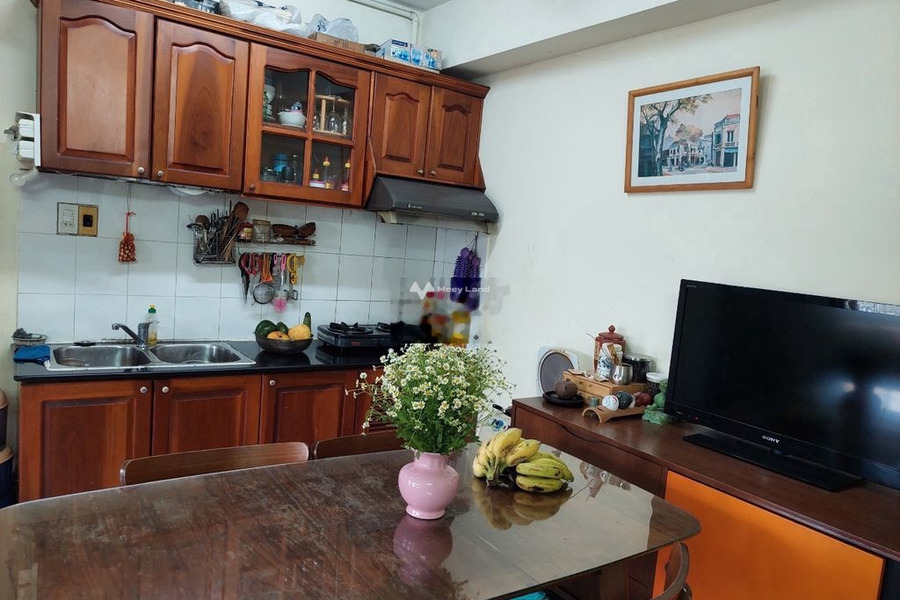 Cho thuê căn hộ tổng diện tích là 52m2 vị trí thuận lợi gần Vũ Huy Tấn, Phường 3 giá thuê hạt dẻ từ 9 triệu/tháng-01