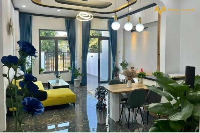 Cần bán căn nhà phố Hà Tông Quyền, Cẩm Lệ, Đà Nẵng. Diện tích 100m2, giá 8 tỷ