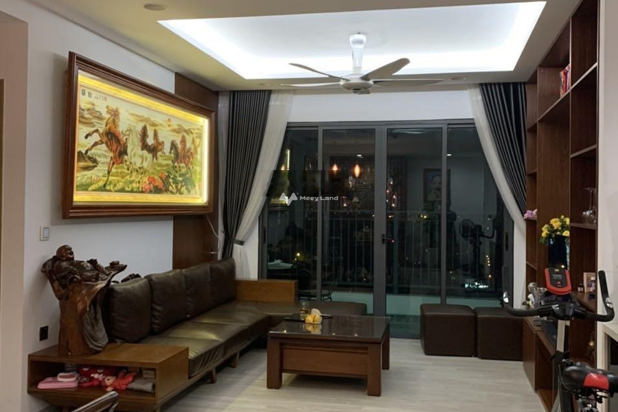 Chung cư 3 phòng ngủ, bán căn hộ hướng Đông - Nam vị trí đặt vị trí nằm trên Long Biên, Hà Nội, tổng quan căn hộ có 3 phòng ngủ, 2 WC bãi đậu xe rộng-01