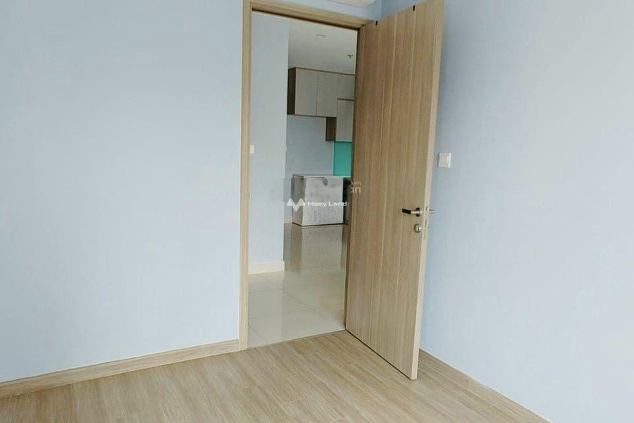 Trong căn hộ có 2 PN, bán chung cư vị trí đặt tại Quận 9, Hồ Chí Minh, căn hộ này gồm 2 PN, 2 WC nhà bao mới-01