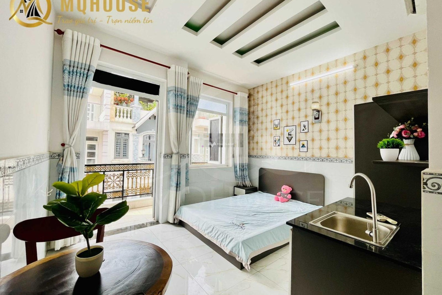 Có diện tích 28m2 cho thuê phòng trọ vị trí hấp dẫn Phạm Văn Chiêu, Hồ Chí Minh, ngôi nhà có tổng 1 phòng ngủ, 1 WC khu vực đông đúc-01