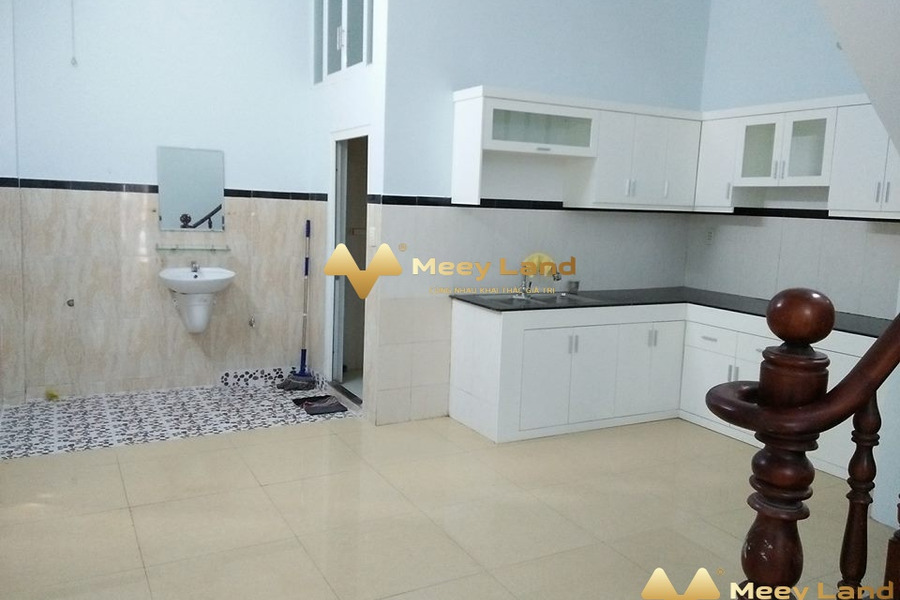 Thuê ngay với giá cực sốc 6.5 triệu/tháng, cho thuê nhà diện tích thực như trên hình 100m2 vị trí đặt ở trung tâm Thạnh Lộc, Hồ Chí Minh, hướng Bắc, t...-01