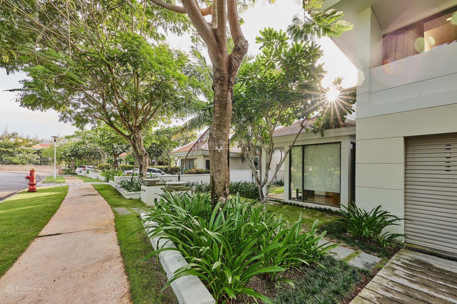 The Ocean Villas, bán biệt thự vị trí thuận lợi tại Hòa Hải, Đà Nẵng giá bán đề xuất chỉ 26 tỷ diện tích quy ước 623m2, tổng quan ở trong nhà có 3 PN-01