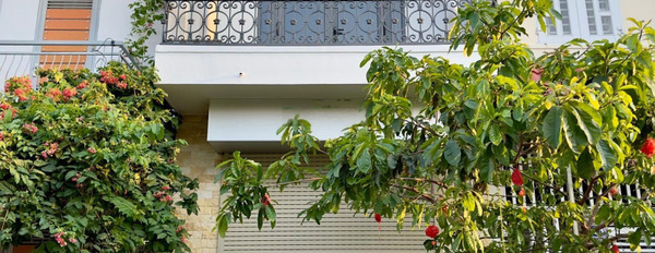 Bán nhà đẹp đối diện công viên, nhà có sổ đỏ KĐT Hà Quang 2 - Giá bán thấp nhất thị trường -02