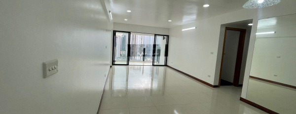 Ngôi căn hộ bao gồm Full nội thất., bán căn hộ diện tích tiêu chuẩn 100m2 vị trí thuận lợi gần Cầu Giấy, Hà Nội bán ngay với giá đề xuất từ 4.2 tỷ-03