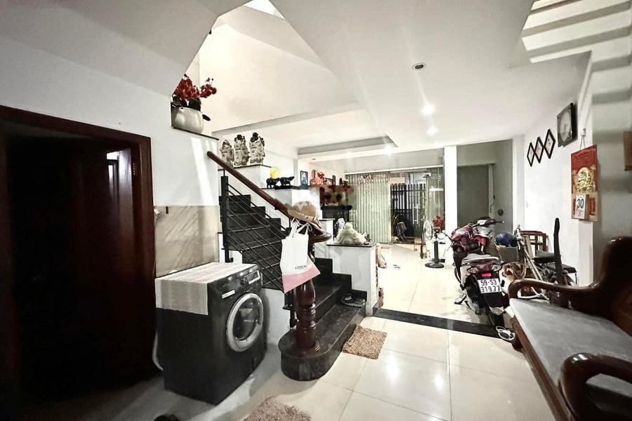 Nhà này bao gồm 5 PN, bán nhà ở có diện tích chính 100m2 tại Tân Bình, Hồ Chí Minh-01