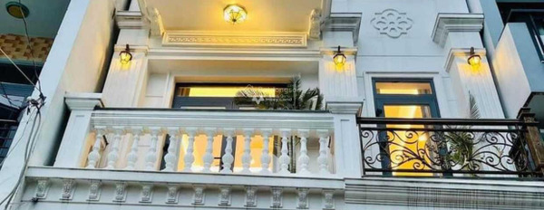 Với diện tích chuẩn 108m2, cho thuê nhà ở vị trí thuận lợi nằm tại Quận 1, Hồ Chí Minh, ngôi nhà này có tổng 5 PN lh biết chi tiết-03