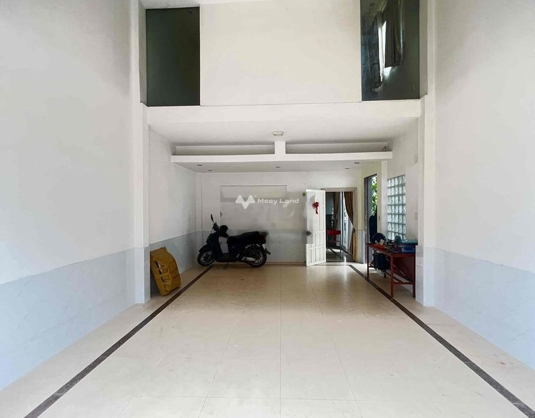 Diện tích cụ thể 90m2, cho thuê nhà ở vị trí đẹp ở Phú Mỹ, Hồ Chí Minh, trong nhà nhìn chung có tổng 4 phòng ngủ, 3 WC nhà bao mới-01