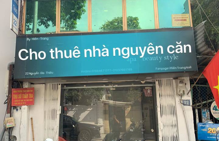 Sang nhượng nhà nguyên căn mặt phố lớn Nguyễn Gia Thiều - Hoàn Kiếm giá siêu rẻ chỉ 8 triệu/tháng