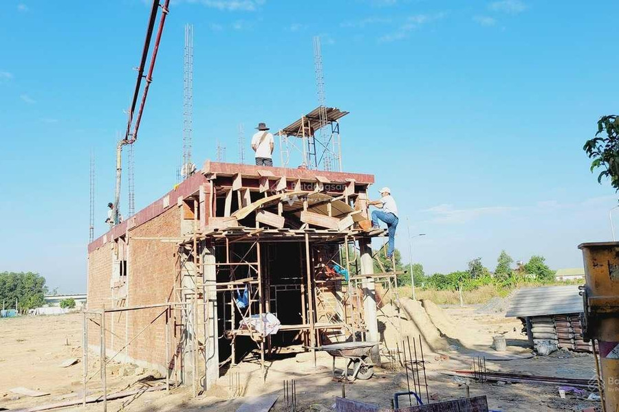 Có diện tích là 110m2 bán đất giá bán khởi đầu từ 880 triệu, hướng Đông - Nam-01