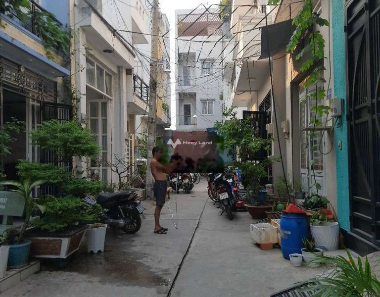 Nằm tại Bình Tân, Hồ Chí Minh, bán nhà, bán ngay với giá ưu đãi từ 5.4 tỷ diện tích gồm 52m2, trong nhà này bao gồm 5 phòng ngủ tin chính chủ-01