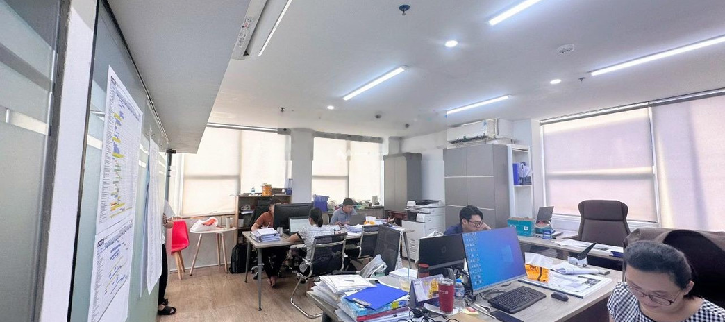 Cho thuê sàn văn phòng thuê ngay với giá bất ngờ 27 triệu/tháng tọa lạc trên Quận 1, Hồ Chí Minh có diện tích 74m2