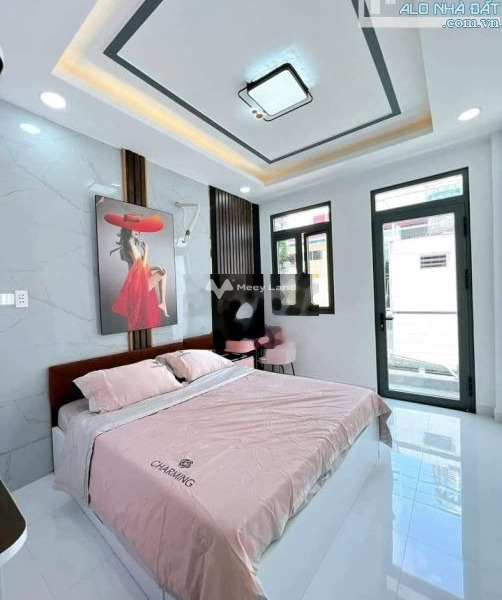 Nhà bao gồm 5 PN bán nhà bán ngay với giá thương mại chỉ 1.82 tỷ diện tích khoảng 14m2 nằm tại Phường 4, Hồ Chí Minh-01