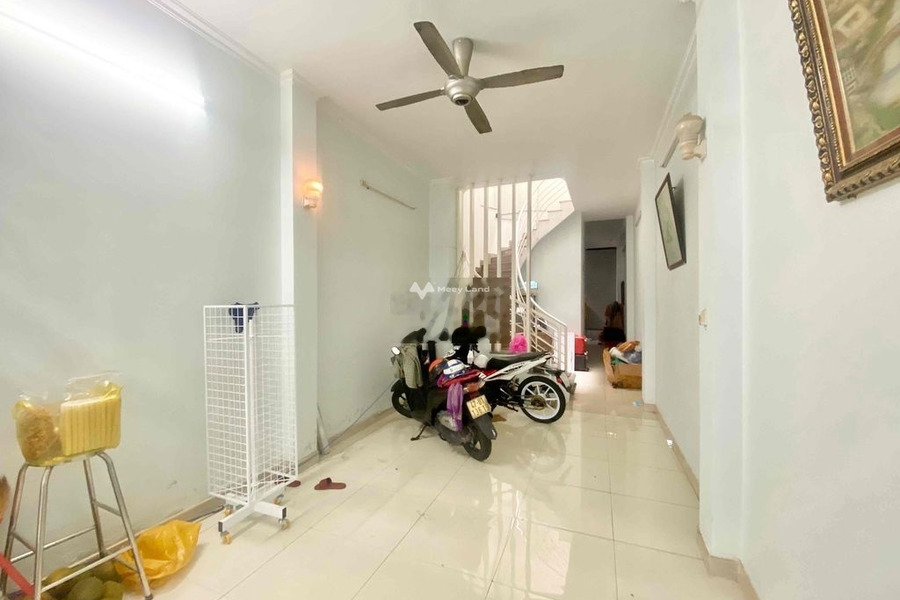 Nằm ở Đường Số 14, Hồ Chí Minh, cho thuê nhà, giá thuê cực êm 24 triệu/tháng diện tích rộng là 70m2, trong căn này thì có 4 PN lh tư vấn thêm-01